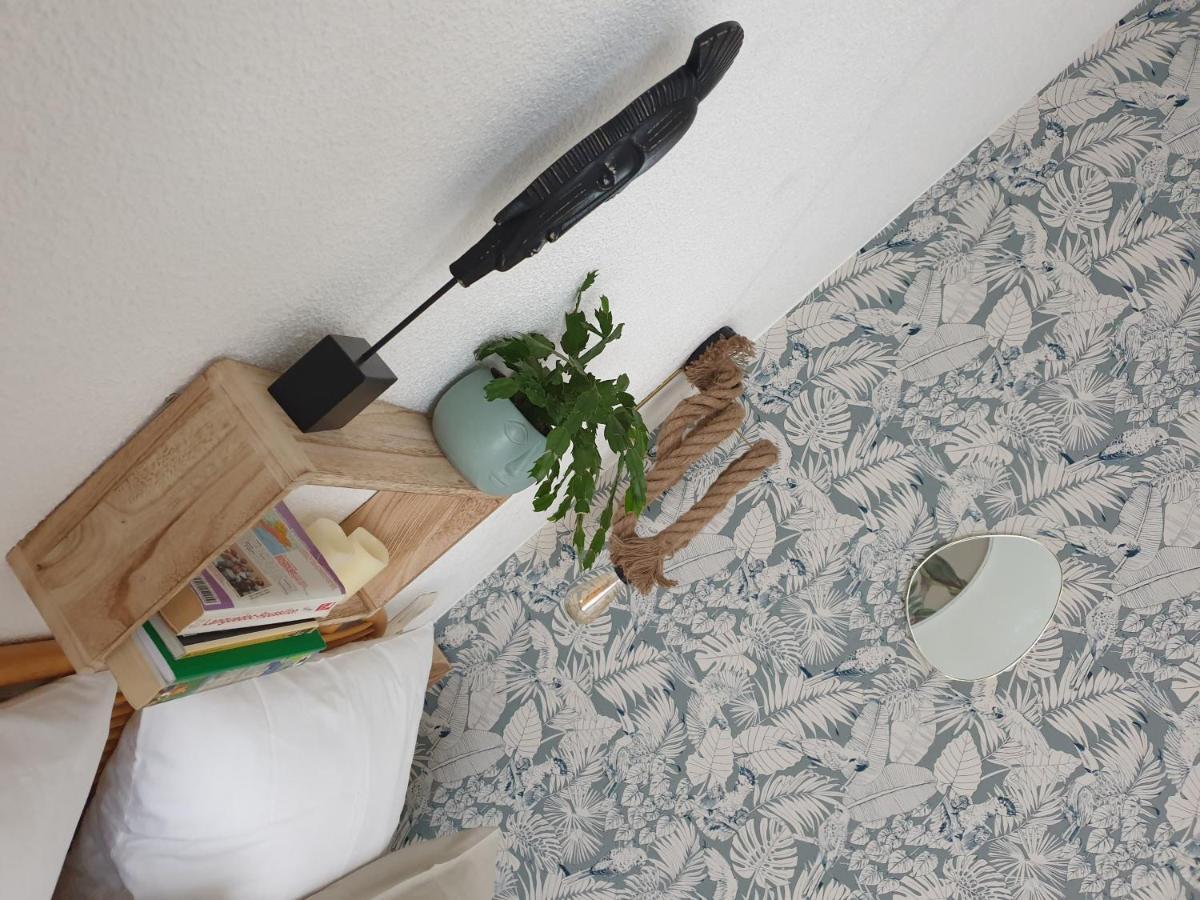 Chambres D'Hotes Et Gites- L'Abri Sous Roche Tautavel Esterno foto