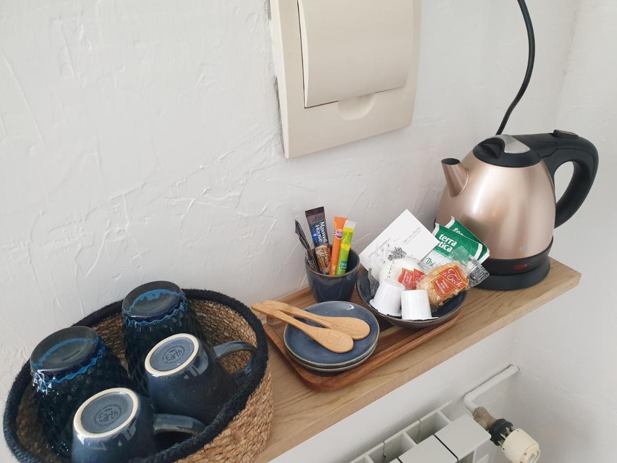 Chambres D'Hotes Et Gites- L'Abri Sous Roche Tautavel Esterno foto